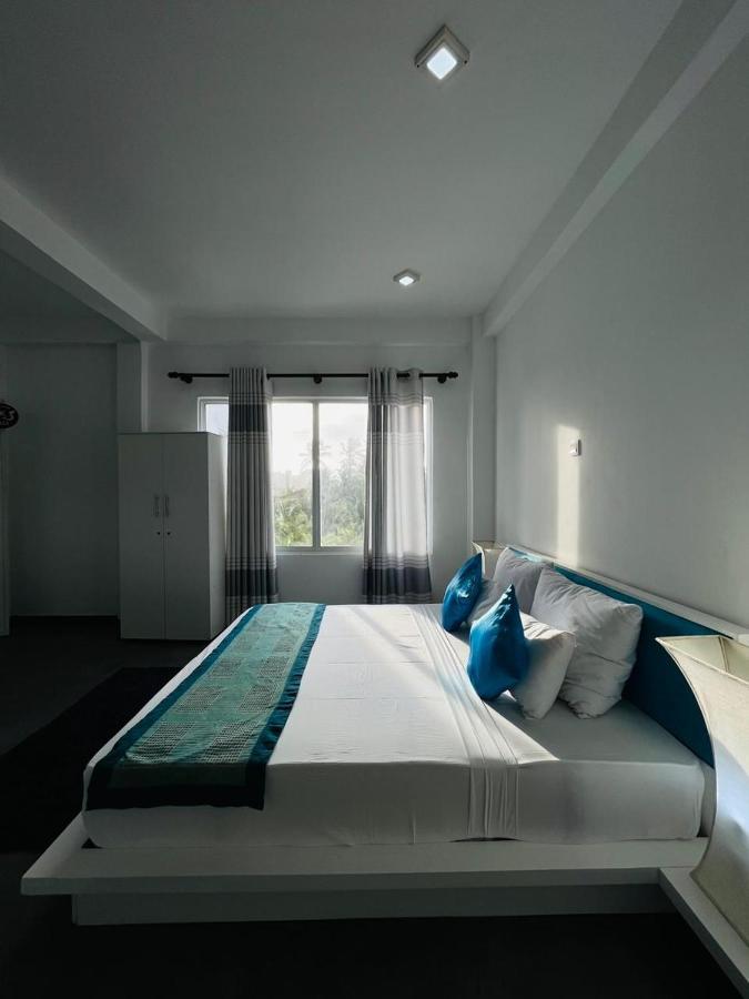 Sunset Sands Hikkaduwa Zimmer foto