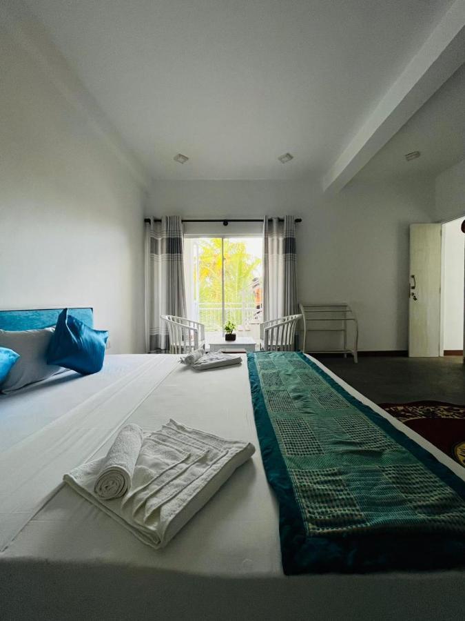 Sunset Sands Hikkaduwa Zimmer foto